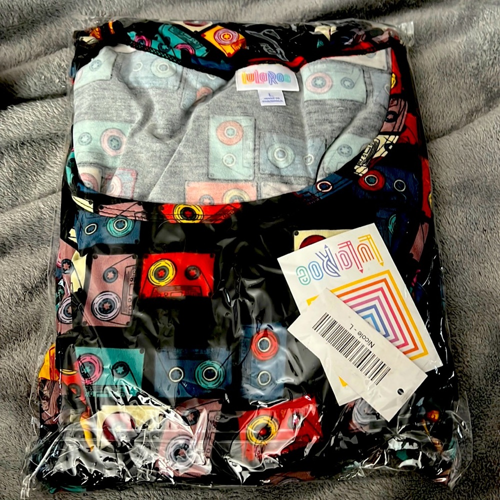 LuLaRoe Nicole.  Size L. circa 2017